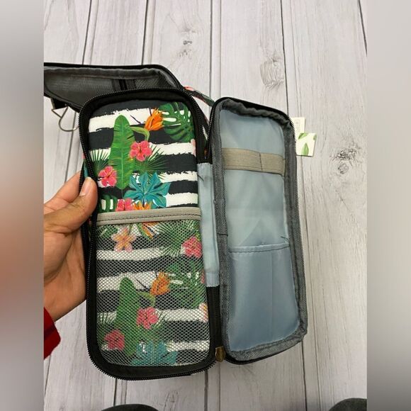 Booeen travel bag tropical print - Picture 9 of 9